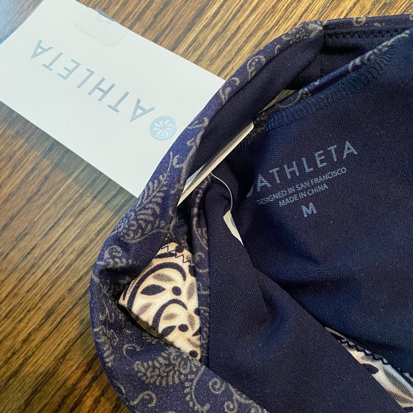 NWT ATHLETA bikini top blue paisley size medium - Picture 8 of 10